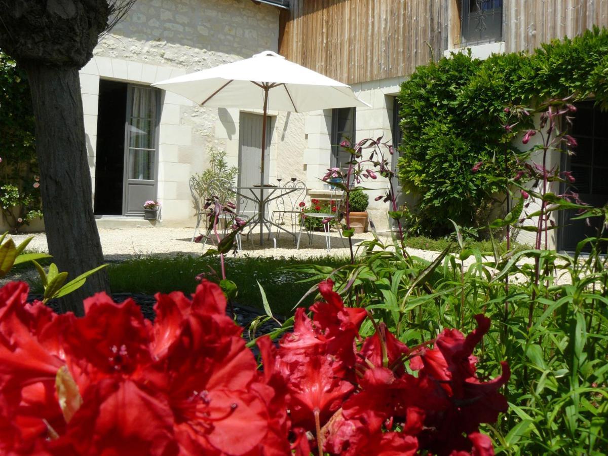 Chambres D'Hotes Rue Du Poids Bourgueil Kültér fotó