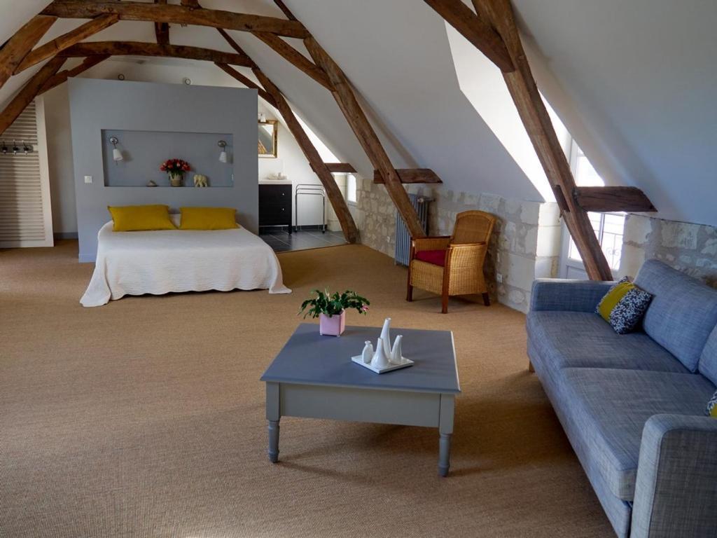 Chambres D'Hotes Rue Du Poids Bourgueil Kültér fotó