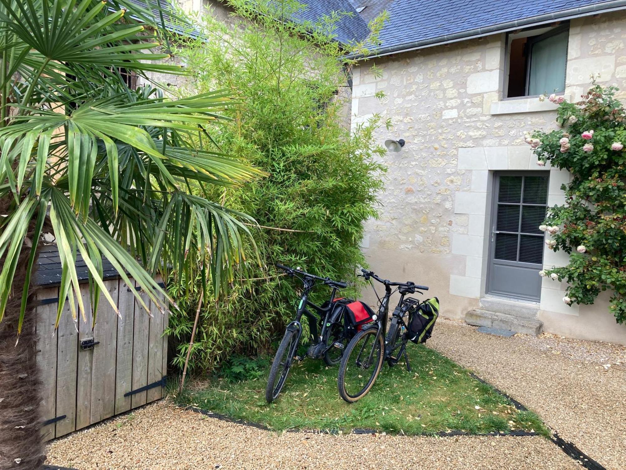 Chambres D'Hotes Rue Du Poids Bourgueil Kültér fotó